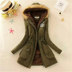 Casaco Feminino com Capuz Forrado a Polar Parka Acolchoada