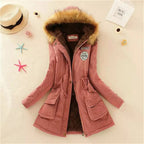 Casaco Feminino com Capuz Forrado a Polar Parka Acolchoada