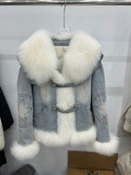 Jaqueta Jeans Feminina com Gola e Forro de lã